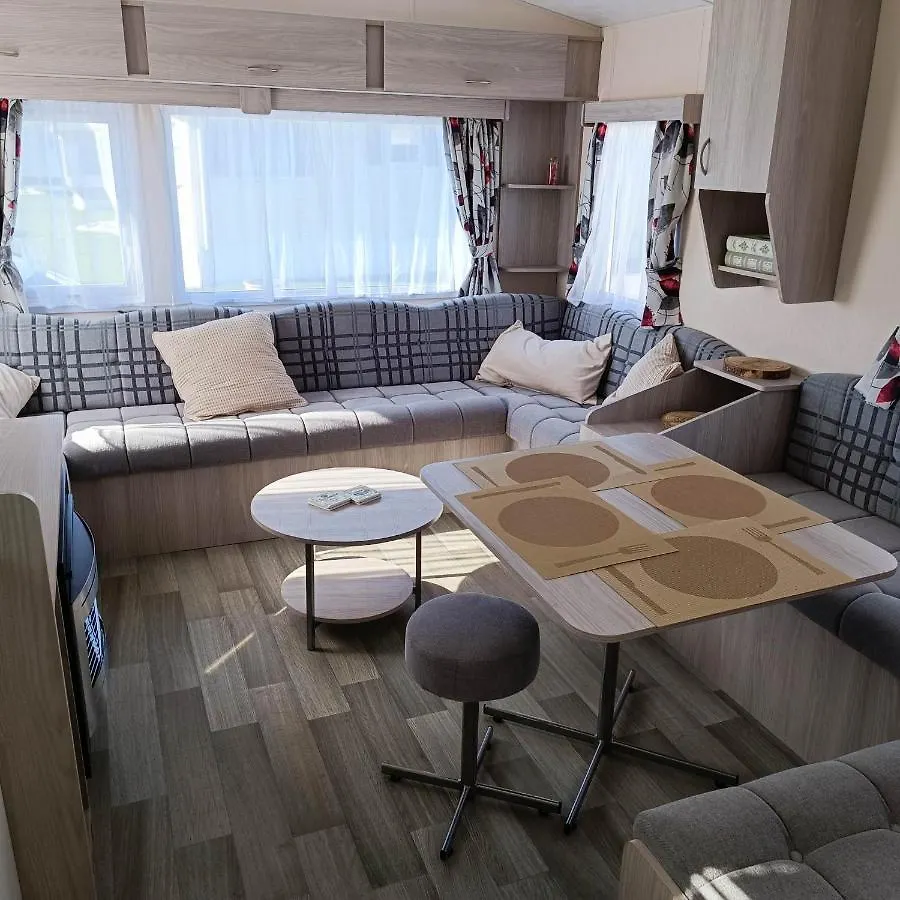 Caravan Aan Zee Arnani Middelkerke Camping