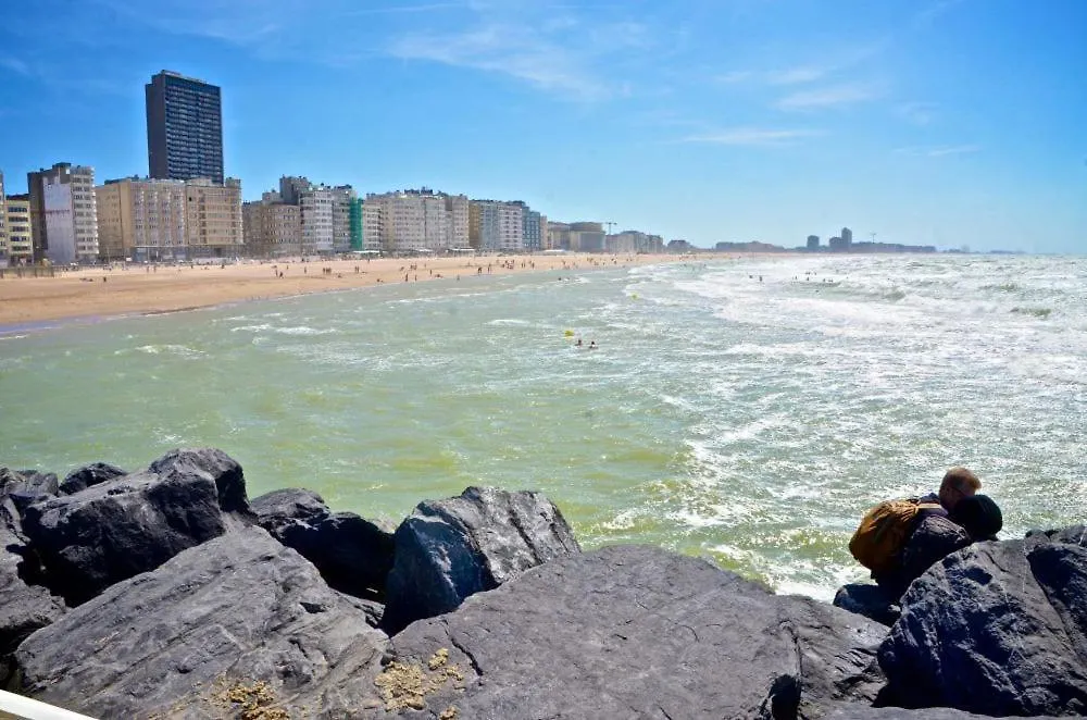 Caravan Aan Zee Arnani Middelkerke